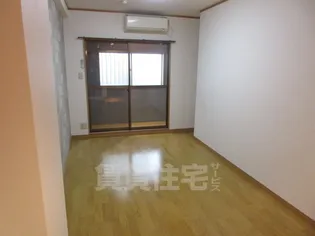 佐野ビル【2階】の居間