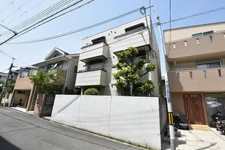 ガリューコート菱屋西【1階】の外観