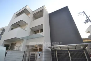 フジパレス東三国Ⅴ番館【2階】の外観