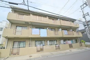 グリューネスハウス【2階】の外観
