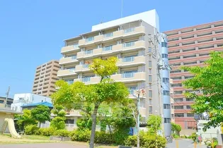 プリンスコート新高【6階】の外観