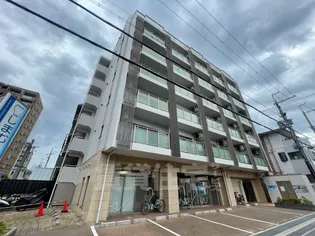 協同レジデンス摂津富田【3階】の外観