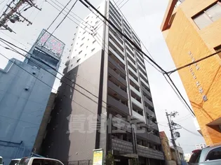 プレサンスジェネ千種内山2【2階】の外観