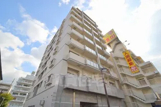 プルメリア新大阪【5階】の外観