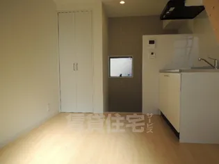 ワンラブ港栄【1階】の居間