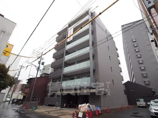 グランツ泉【2階】の外観