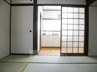 北条ハイム【1階】の居間