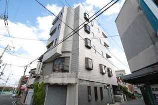 シャトー富士【2階】の外観