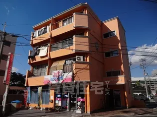 青山ハウスの画像