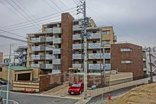 シャルマン高社【101号室】の外観