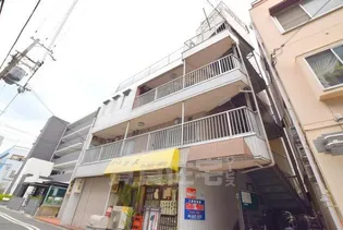 緒方マンションの画像