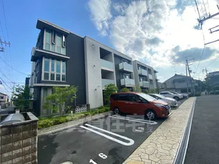 クイーンズ八木 B棟の画像