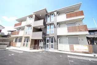 レジデンス三條の画像