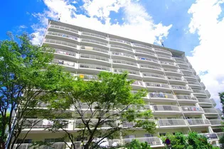 大阪府吹田市上山田【マンション】の外観