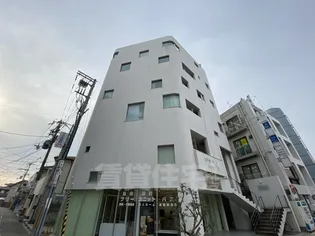 ラークスパ岡町の画像