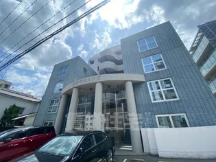 アステイオスの画像