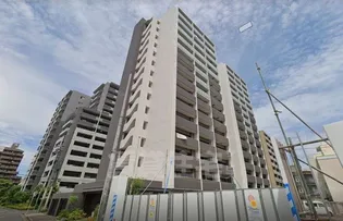 ラトゥール代官町WEST 【3階】の外観