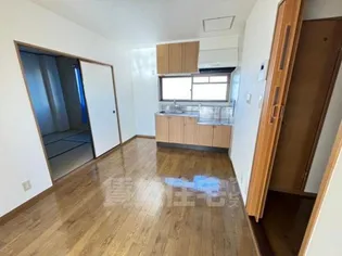 グローパレス2【3階】の居間