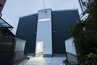アドラブール新守山【1階】の外観