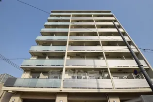 大阪府堺市堺区六条通【マンション】の外観