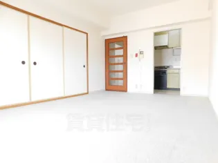 グランドメゾン守山【14階】の居間