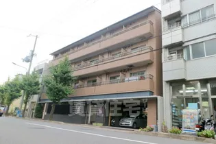 ジュネス二条【3階】の外観