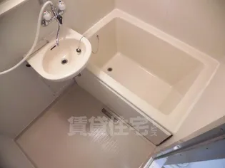 ファーストヒルズ【2階】の風呂