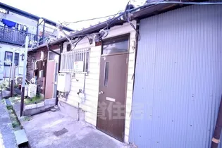 兵庫県尼崎市長洲中通2丁目【テラスハウス】の外観