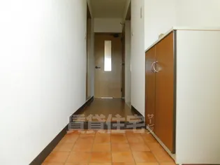 コンフォートDAIEI【4階】の玄関