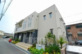 サニーレジデンス西三国E【1階】の外観