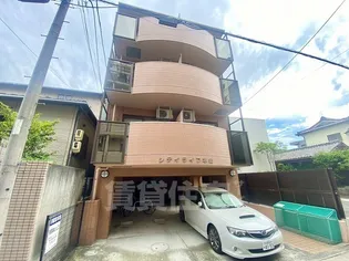シティライフ本山【1階】の外観