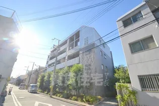 エフズフォートレスの画像