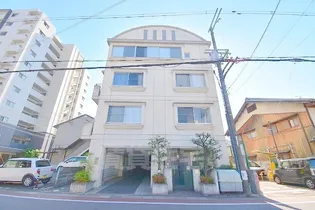 メゾンシャルマン エレガンテの画像