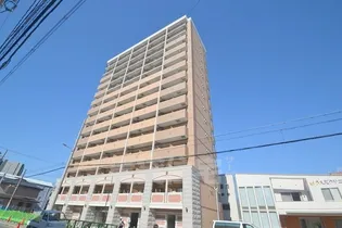 ラグゼ新大阪5【2階】の外観