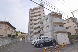 ラ・メール白鳥【2階】の外観