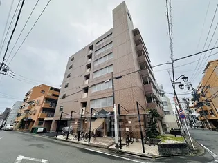 プロビデンス新瑞橋【6階】の外観