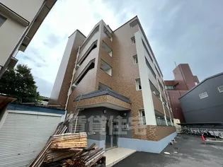 セイバリープレース【2階】の外観