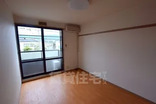 ハイツグレイス【2階】の居間