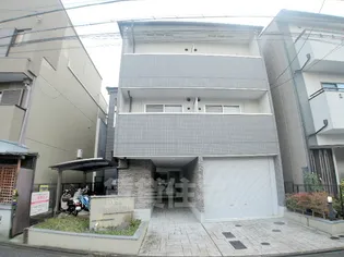 カーサ ディソール壬生【3階】の外観