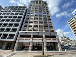 ラグゼ東三国5【13階】の外観