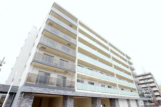 グランレブリー桂川グレイスレジデンス【4階】の外観