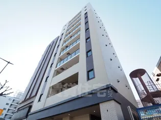 VERITAS IZUMI【2階】の外観