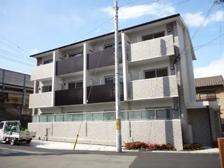 フルール東寺【3階】の外観