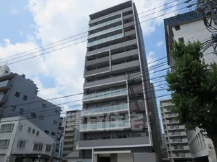 フレール上前津【3階】の外観