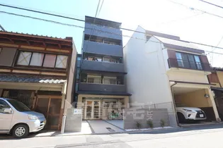 キャンバスKMの画像