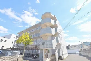 メゾンラヴィ【2階】の外観