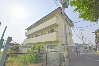 ロイヤルコート天美南【2階】の外観