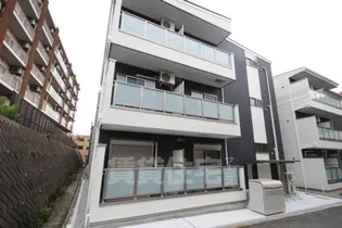 F ASECIA CAROの画像