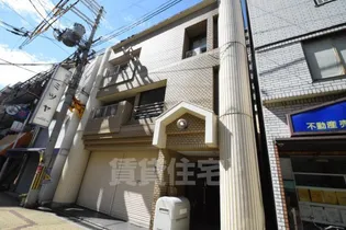 ファミール朝田の画像