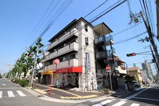 グリーンルーフ神若【402号室】の外観